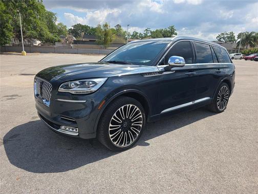 Flight Blue Metallic Clearcoat 2022 Lincoln Aviator Black Label AWD
