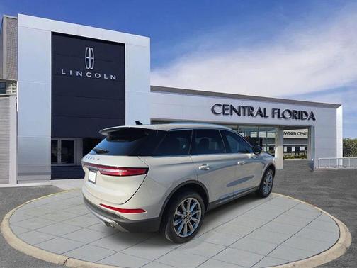 Ceramic Pearl Metallic Tri-Coat 2022 Lincoln Corsair Standard