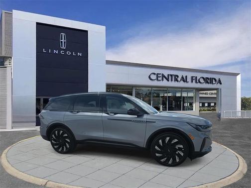 2025 Lincoln Nautilus Reserve