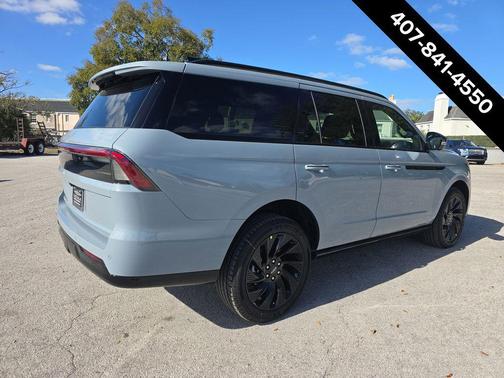 2026 Lincoln Navigator Reserve