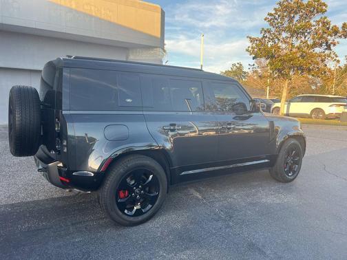 2021 Land Rover Defender 110 X