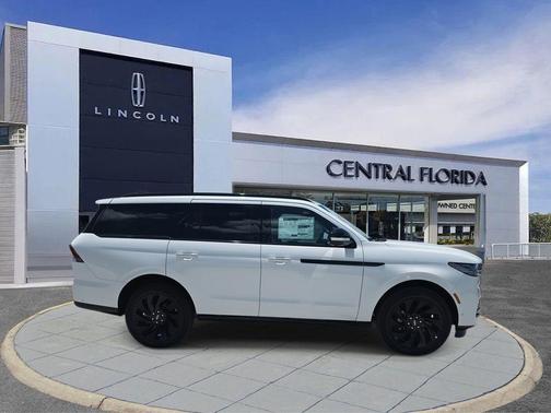 2025 Lincoln Navigator Reserve