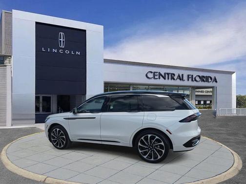 2026 Lincoln Nautilus Black Label