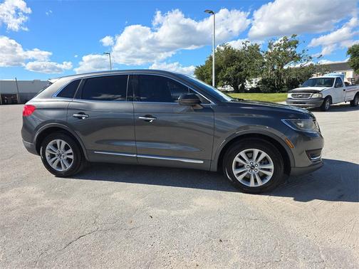 2017 Lincoln MKX Select