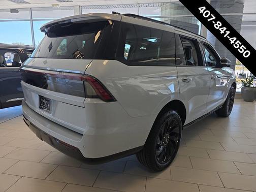 2026 Lincoln Navigator Reserve