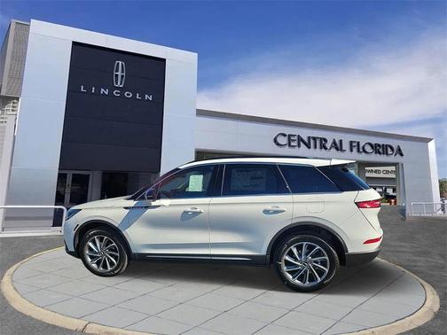 2025 Lincoln Corsair Premiere