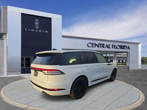 2025 Lincoln Aviator Reserve