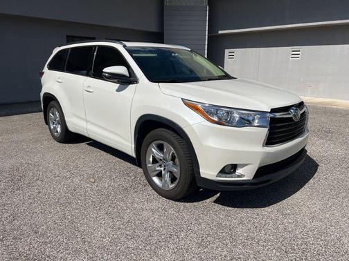 2016 Toyota Highlander Limited Platinum