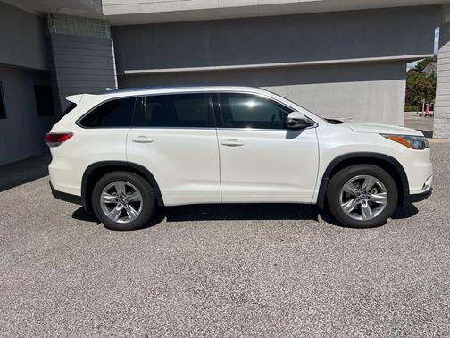 2016 Toyota Highlander Limited