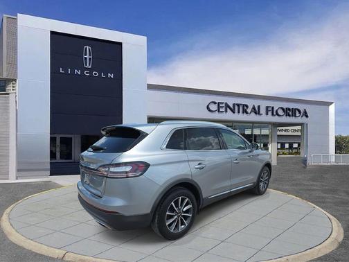 2021 Lincoln Nautilus Standard