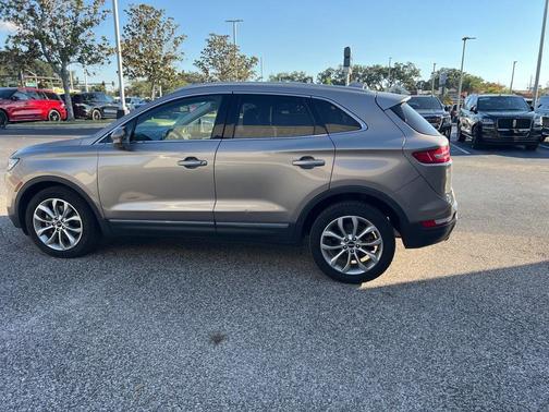 2019 Lincoln MKC Select