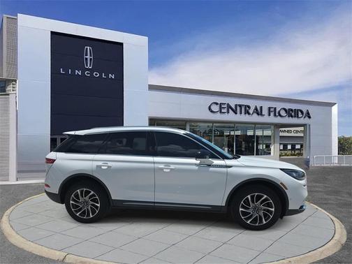2022 Lincoln Corsair Standard