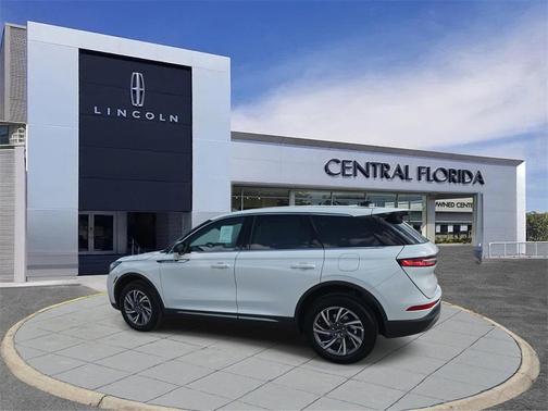2025 Lincoln Corsair Premiere
