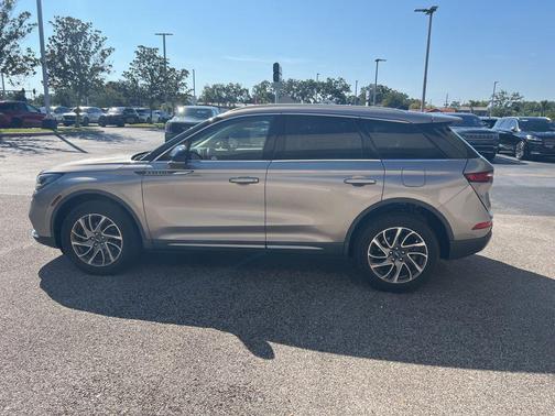 2021 Lincoln Corsair Standard