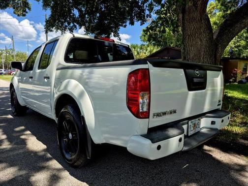 2017 Nissan Frontier SV