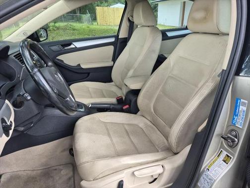 2014 Volkswagen Jetta Auto SE w/Connectivity
