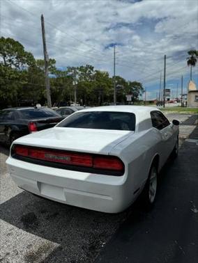 2013 Dodge Challenger SXT