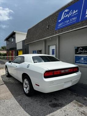 2013 Dodge Challenger SXT
