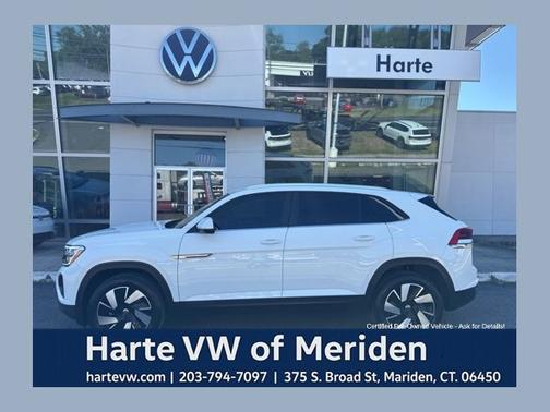 Pure White 2024 Volkswagen Atlas Cross Sport 2.0T SE w/ Technology