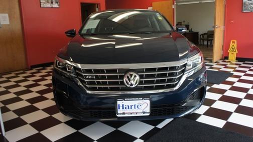 2020 Volkswagen Passat 2.0T R-Line