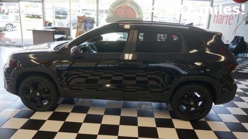 2025 Volkswagen Taos 1.5T SE Black