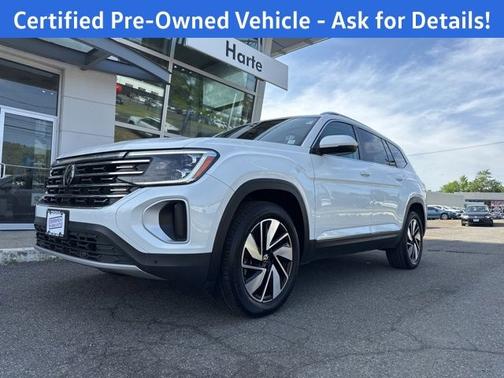 Opal White Pearl Effect 2024 Volkswagen Atlas 2.0T SEL
