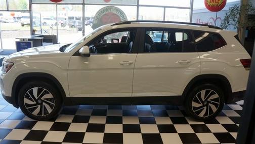 2025 Volkswagen Atlas 2.0T SE