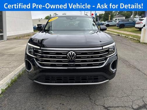 Deep Black Pearl Effect 2025 Volkswagen Atlas 2.0T SEL