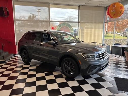 2022 Volkswagen Tiguan 2.0T SE