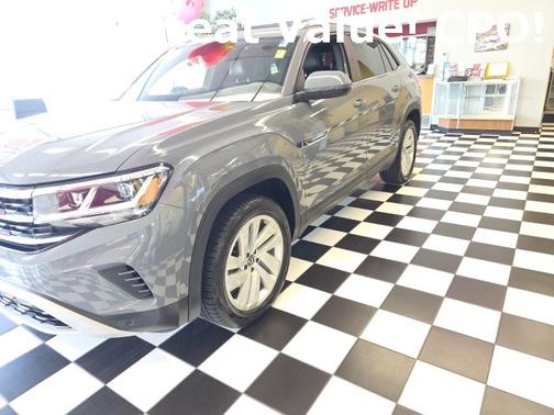 2022 Volkswagen Atlas Cross Sport 3.6 V6 SE w/ Technology