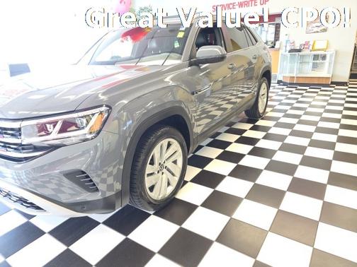 2022 Volkswagen Atlas Cross Sport 3.6 V6 SE w/ Technology