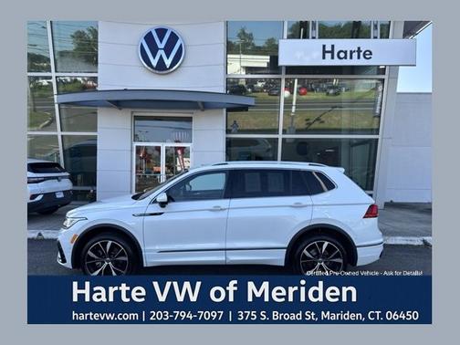 Opal White Pearl Effect 2024 Volkswagen Tiguan 2.0T SEL R-Line