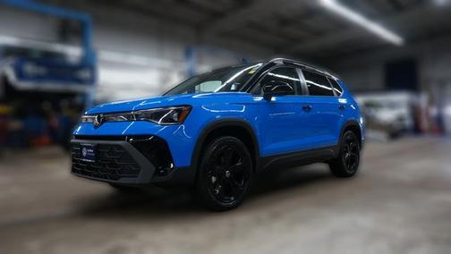 2025 Volkswagen Taos 1.5T SE Black