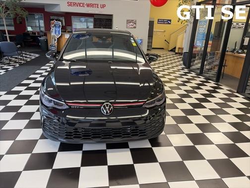 2024 Volkswagen Golf GTI 2.0T SE
