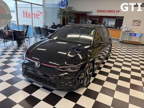 2024 Volkswagen Golf GTI 2.0T SE