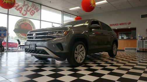 2022 Volkswagen Atlas Cross Sport 3.6 V6 SE w/ Technology