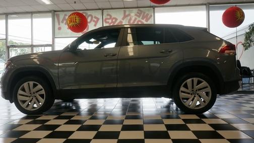 2022 Volkswagen Atlas Cross Sport 3.6 V6 SE w/ Technology