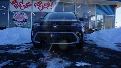 2025 Volkswagen Taos 1.5T SE