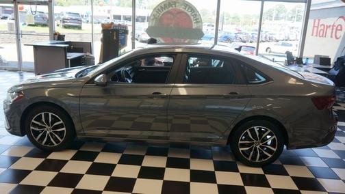 2025 Volkswagen Jetta 1.5T SE