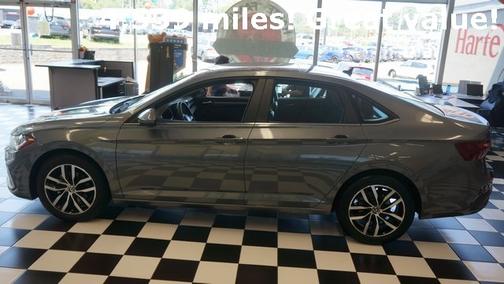 2025 Volkswagen Jetta 1.5T SE