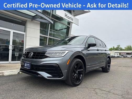 Platinum Gray Metallic 2023 Volkswagen Tiguan 2.0T SE R-Line Black