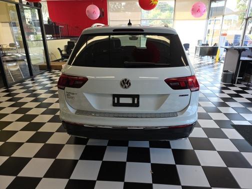 2021 Volkswagen Tiguan 2.0T SEL