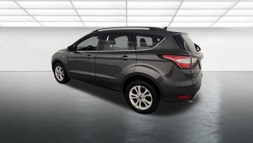 Magnetic Metallic 2018 Ford Escape SE