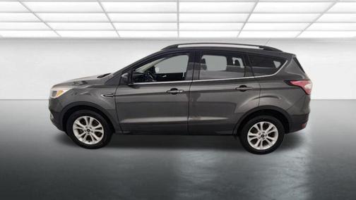 Magnetic Metallic 2018 Ford Escape SE