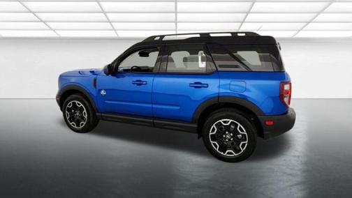 Velocity Blue Metallic 2025 Ford Bronco Sport Outer Banks
