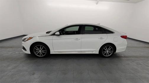 2017 Hyundai SONATA Sport 2.0T