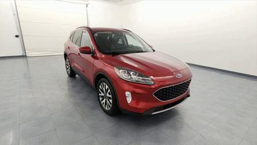 2020 Ford Escape Titanium