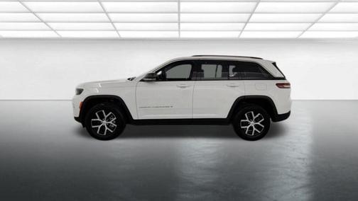 Bright White Clearcoat 2024 Jeep Grand Cherokee Limited
