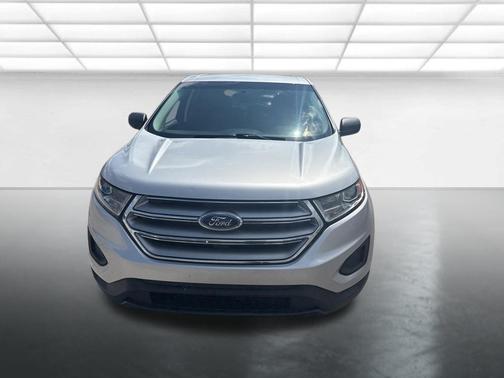 Ingot Silver Metallic 2015 Ford Edge SE