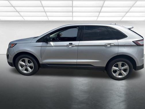 Ingot Silver Metallic 2015 Ford Edge SE